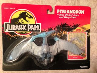Park Dinosaur Dino Strike Jaws Pteranodon Mint/Limited Trading Card
