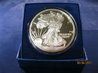 1995 Quarter Pound 999 fine silver round in display box
