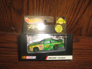 Die Cast NASCAR Hot Wheels Racing Car 97 1 64 Scale 1999 Ford
