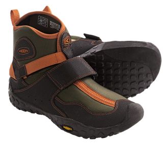 Keen Gorge Water Boots (For Men)   FOREST NIGHT/RUST (5 )